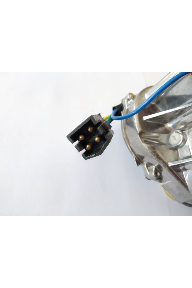 favorit forman ön cam silecek motoru